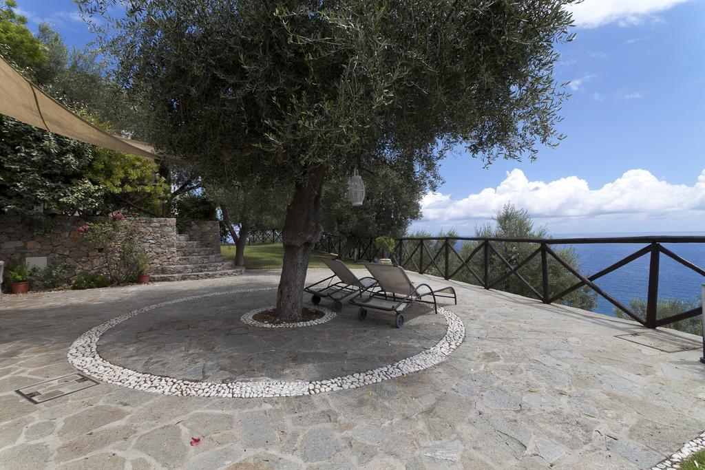 Villa Degli Ulivi B&B Финале Лигуре Экстерьер фото
