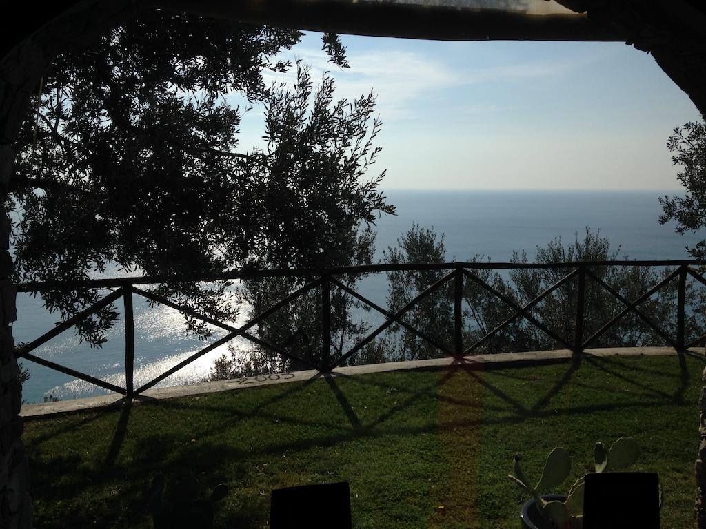 Villa Degli Ulivi B&B Финале Лигуре Экстерьер фото